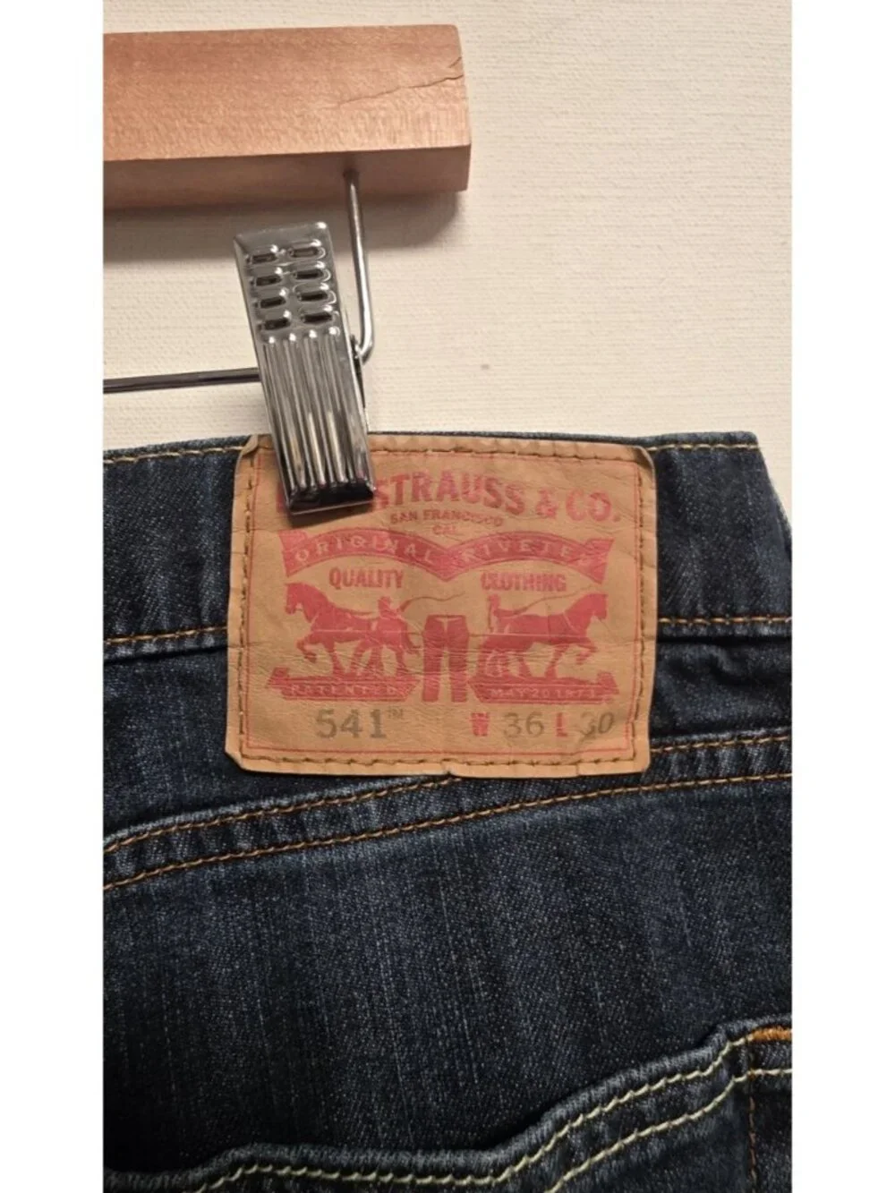 Levi's 541 Jeans Mens 36x30 Blue Denim Casual